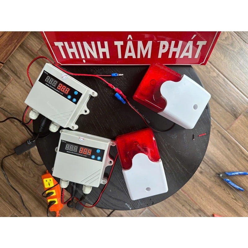 Cảnh báo nhiệt độ qua SMS